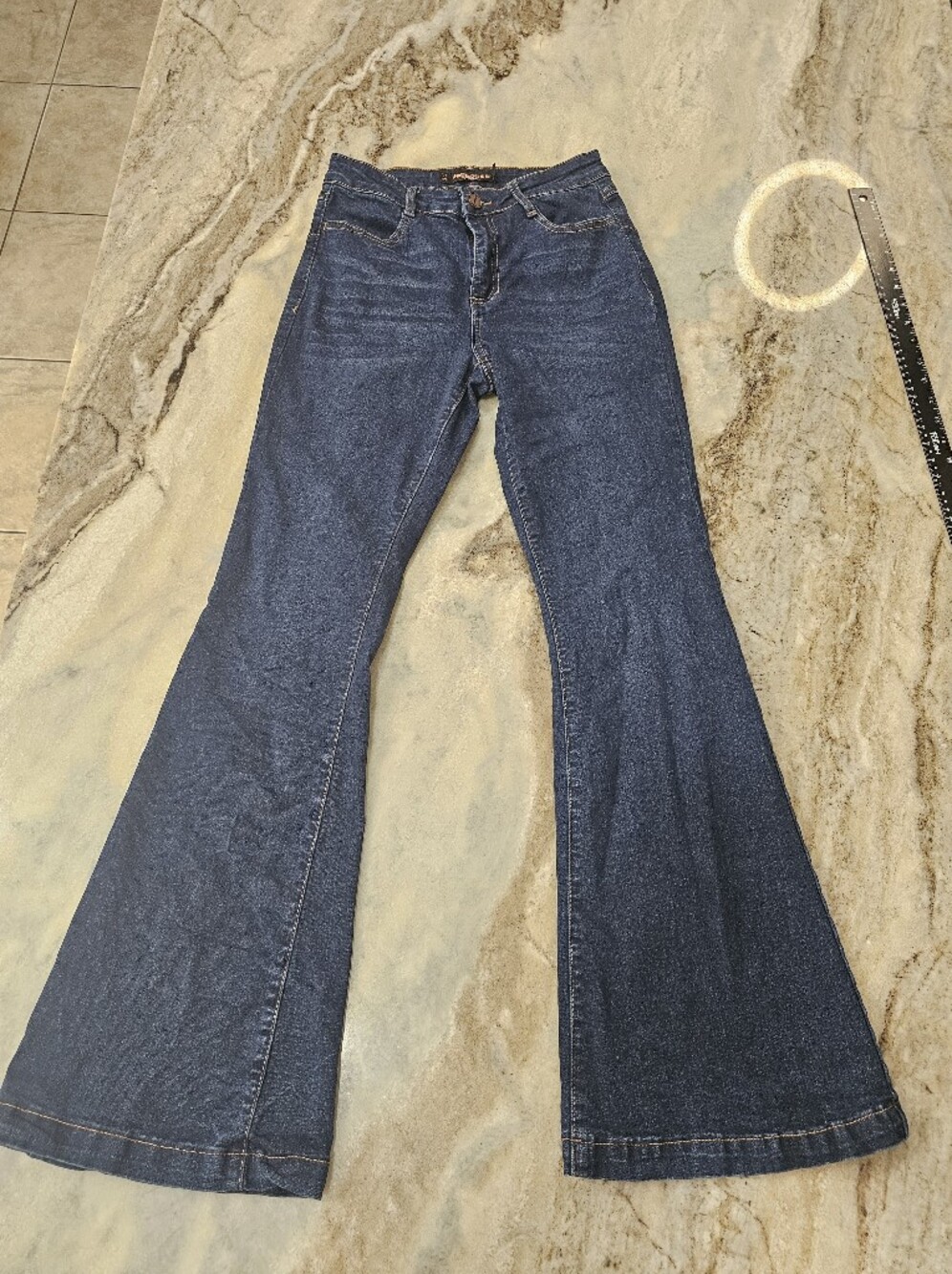 Dollhouse Dark Wash Flare Jeans Women's Size 7/8 Waist 27 Length 31